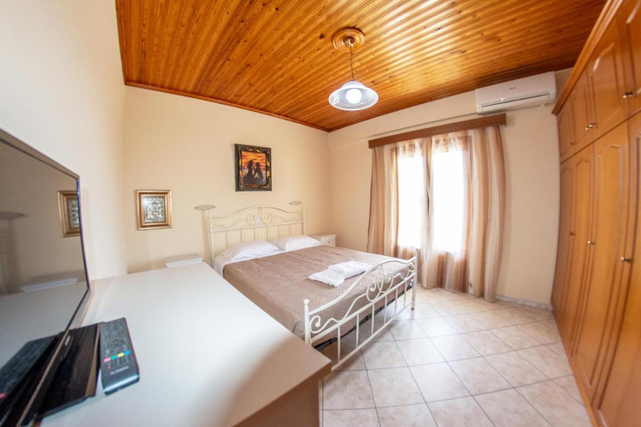 Kapetanios Apartments Агиос Стефанос Экстерьер фото