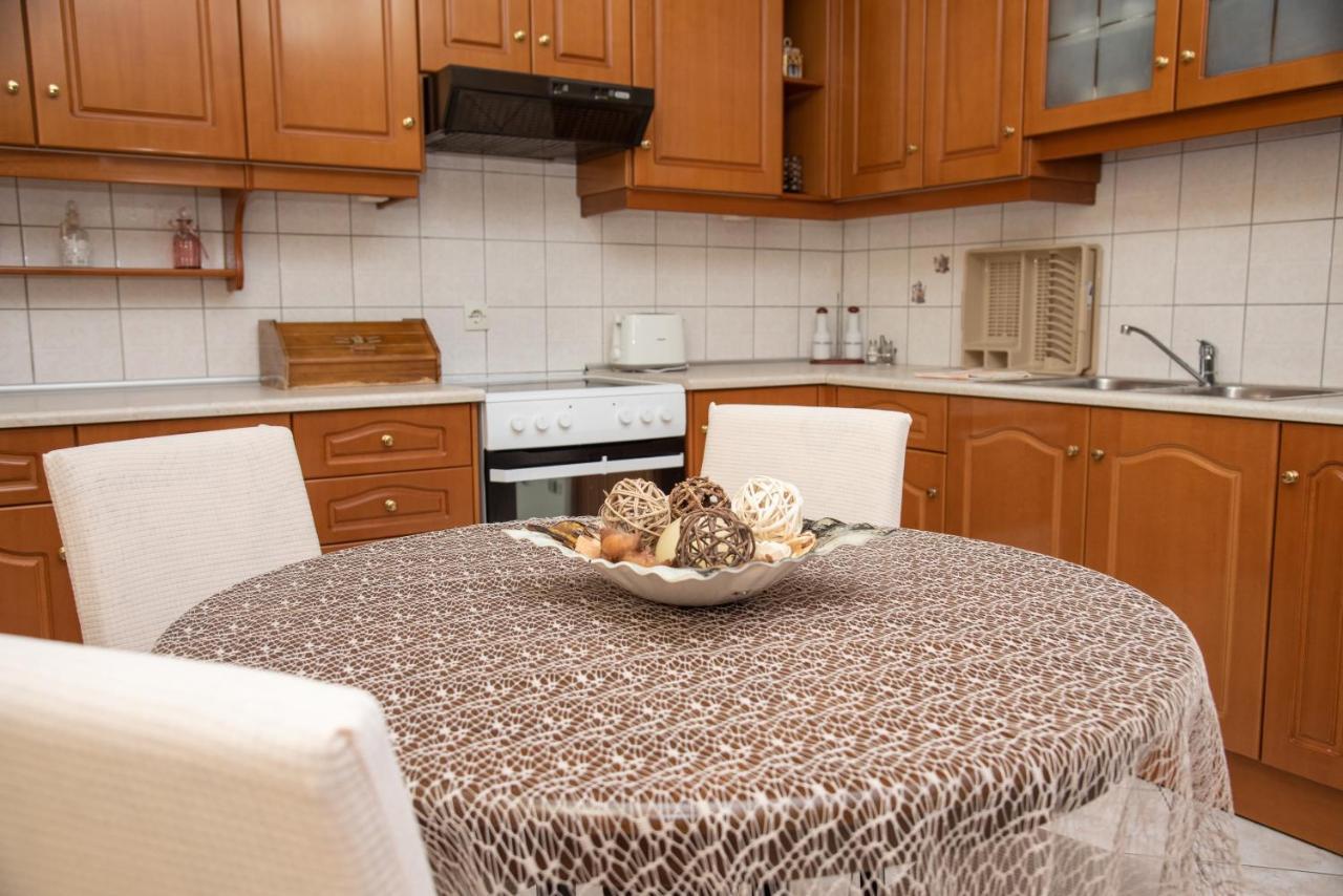 Kapetanios Apartments Агиос Стефанос Экстерьер фото